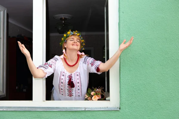 Portrait Ukrainian Woman National Clothes Window — Stock Photo, Image