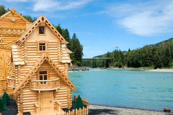 House on river — Stock Photo, Image