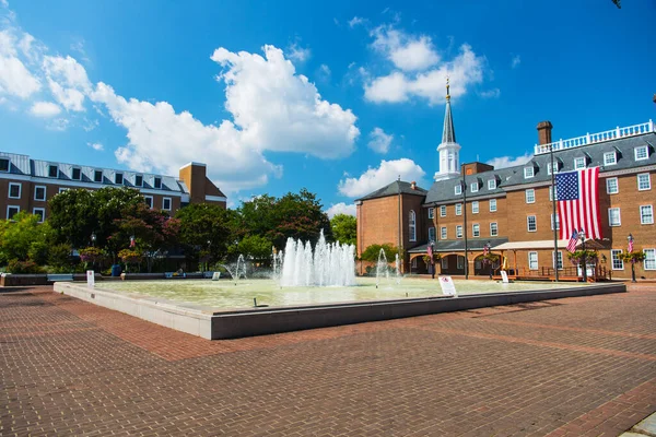 Fontein Old Town Alexandria Market Square Een Gebouw Met Een Stockfoto