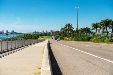  Köprü ve Clearwater Otoyolu, Meksika Körfezi 'nin güzellikleri., 