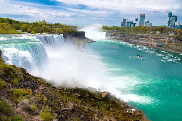 Utsikt Över Det Storslagna Vattenfallet Niagarafallen Gränsen Mellan Amerika Och — Stockfoto