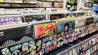 Charles town. Virginia. USA. November 22. 2021, vinyl store counter, Huge selection of vintage records,