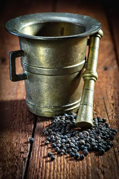 Pepper and mortar — Stock Photo, Image