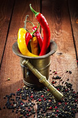 biber, kırmızı biber ve harç