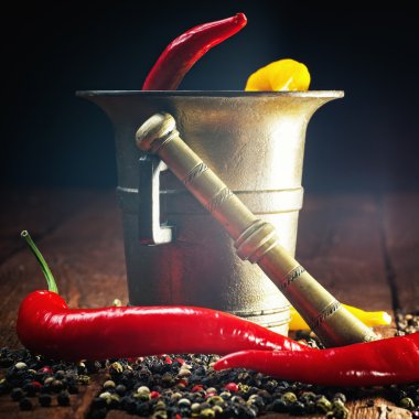 biber, kırmızı biber ve harç