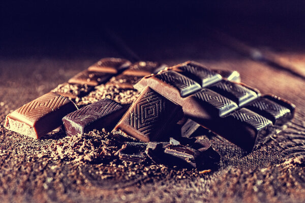 Кусочки шоколада
