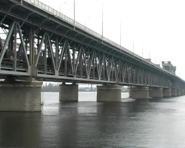Мост — стоковое видео