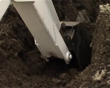 Ekskavatör çalışma