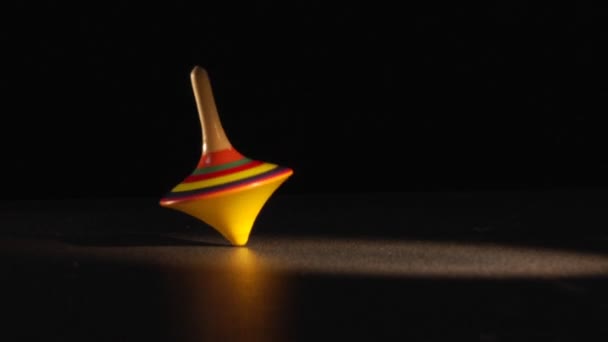 Spinning top in the dark — Stock Video