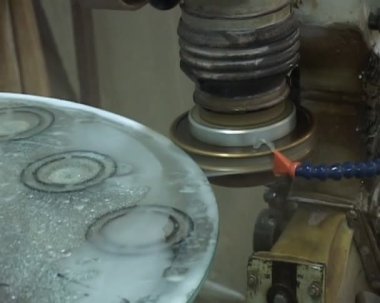 cam fabrikasında