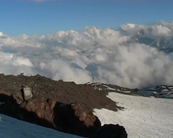 雾中的山 — 图库视频影像
