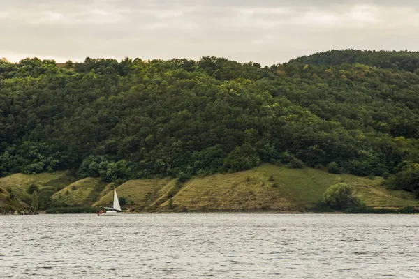 Pequeño Yate Río Dniester Parque Nacional Naturaleza Podilski Tovtry Khmelnytsky — Foto de Stock