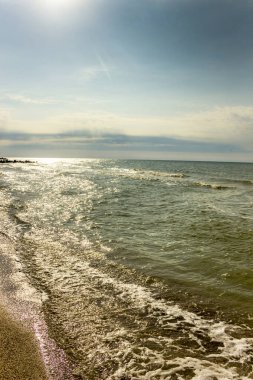 Deniz manzarası bulutlu havada, Azov Denizi, Ukrayna