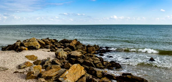 Landscape Big Stones Sea Waters Sea Azov Ukraine — Foto de Stock