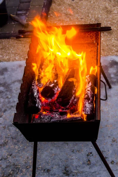 Close Fire Preparation Barbecue Evening — Stock Photo, Image