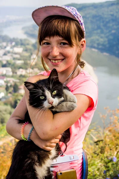 Portrait Girl Holding Hands Black Stray Cat — Stock Photo, Image