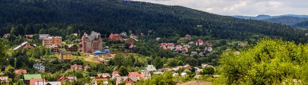 Unfertige Hütten Tal Der Nähe Des Sprossenwaldes Den Karpaten Gebiet — Stockfoto