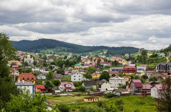 Vue Aérienne Des Maisons Chalets Une Petite Ville Des Carpates — Photo