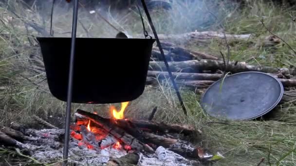 Close Black Cauldron Campfire Tourist Camp — Wideo stockowe