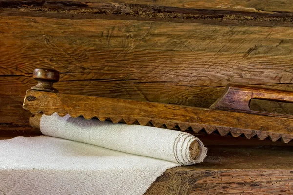 Herramientas de madera vintage para planchar —  Fotos de Stock