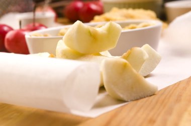 elmalı turta malzemeleri.