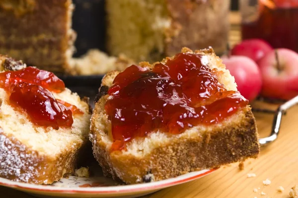 Traditional Polish Cake with apple marmelade — Stock Photo, Image