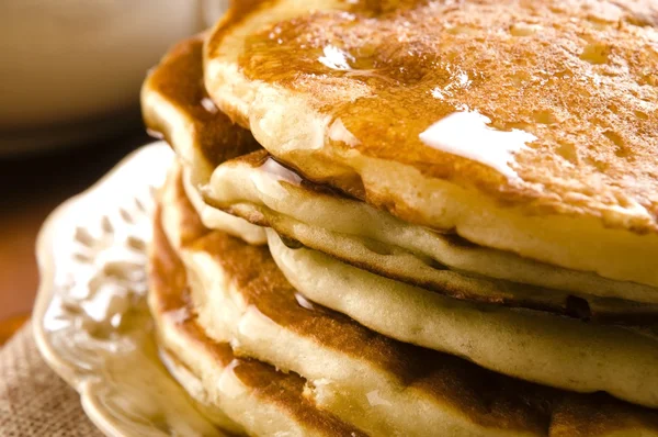 Frittelle con sciroppo — Foto Stock