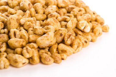 buğday taneleri attı