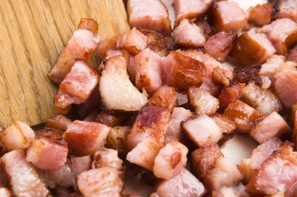 Makro fotografie slaniny smažený v pánvi — Stock fotografie