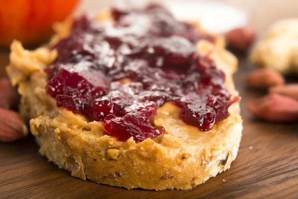 Peanut Butter and Jelly Sandwich — Stock Photo, Image