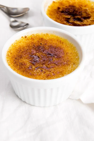 French dessert - cream brulee, burnt cream — Stock Photo, Image