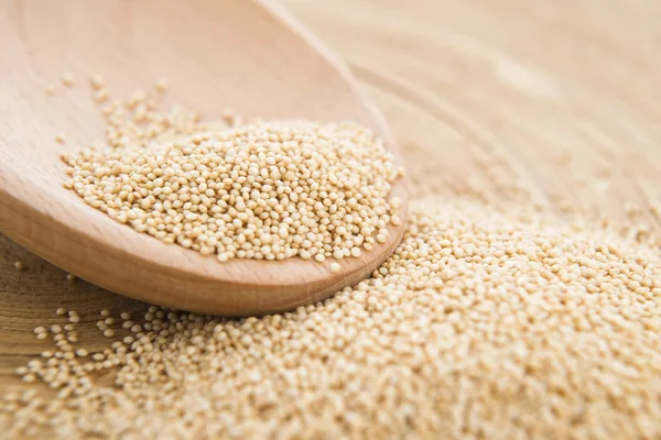 Healthy amaranth grain — Stock Photo, Image