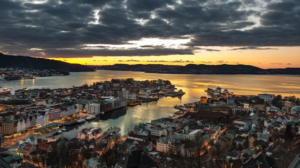 Bergen w nocy Obrazek Stockowy