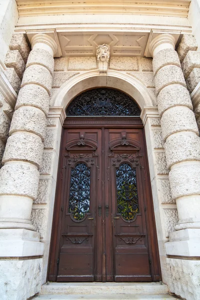 The door of Burgtheater — Stock Photo, Image