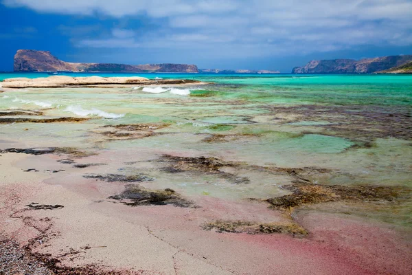 Pink Sand in Balos Lagoon — Stock Photo, Image