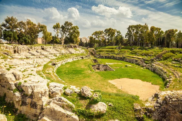 Oude Romeinse amfitheater van syracuse — Stockfoto