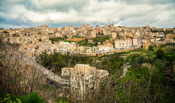 Найвищий місто в Сицилії — стокове фото