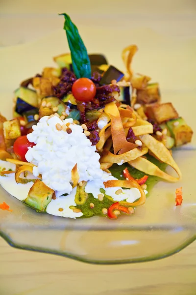 Vegetarian salad — Stock Photo, Image