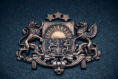 Letonya arması