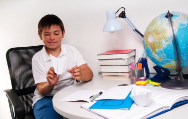 öğrenci ve origami