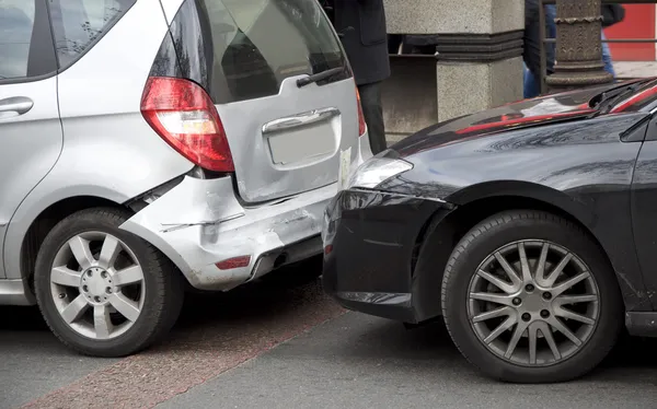 Accidente con dos coches —  Fotos de Stock