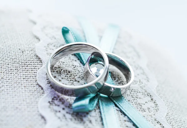 Wedding rings — Stock Photo, Image