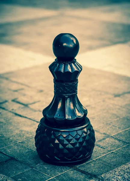 Chess figures outdoor — Stock Photo, Image