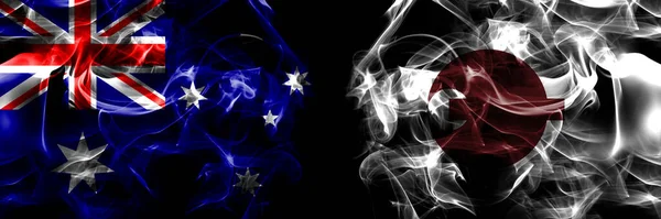 オーストラリアの国旗 オーストラリア対日本 奈良県 黒地に煙旗を並べて — ストック写真