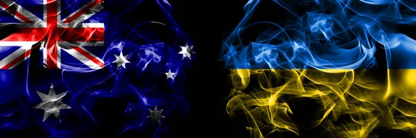 Flaggor Australien Australiensiska Ukraina Ukrainska Rök Flagga Placerad Sida Vid — Stockfoto
