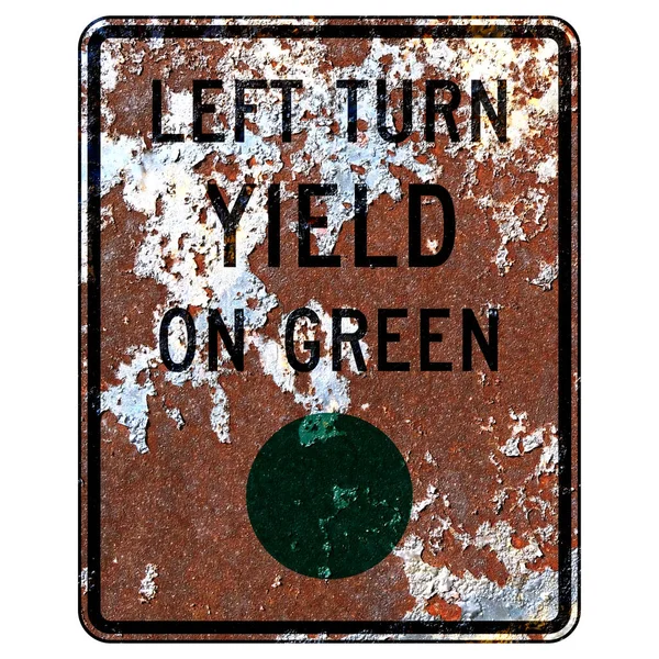 Старый Ржавый Американский Дорожный Знак Левый Поворот Урожайности Зеленый — стоковое фото