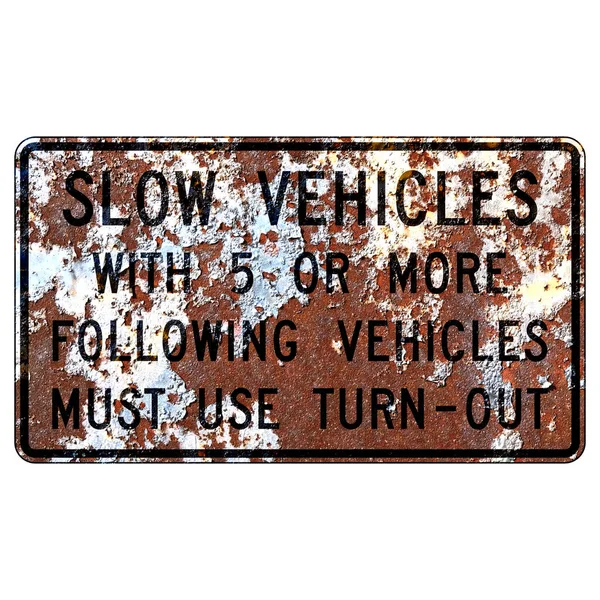 Старый Ржавый Американский Дорожный Знак Медленные Транспортные Средства Следующих Транспортных — стоковое фото