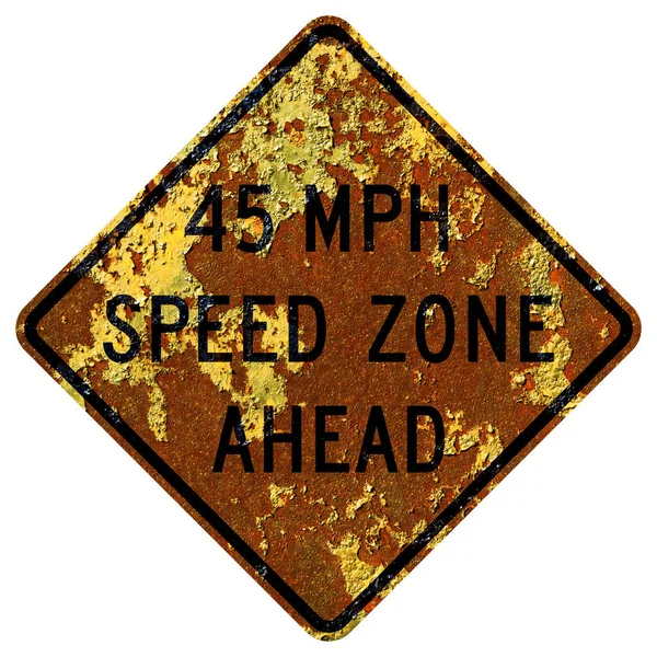 Старый Ржавый Американский Дорожный Знак Speed Zone Ahead — стоковое фото