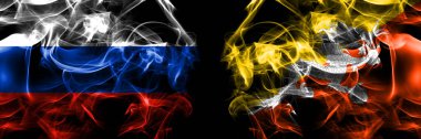 Rusya, Rus Butan 'a karşı, Bhutanese bayrakları. Siyah arkaplanda yan yana izole edilmiş duman bayrağı. 