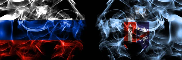 Россия Россия Против Албании Флаги Тираны Дымовой Флаг Помещен Бок — стоковое фото